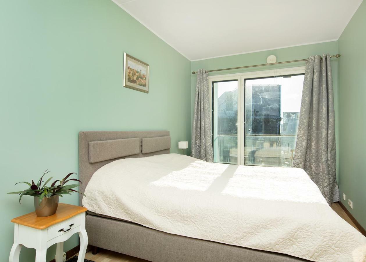 Foorum City Centre Apartment Tallinn Exteriör bild