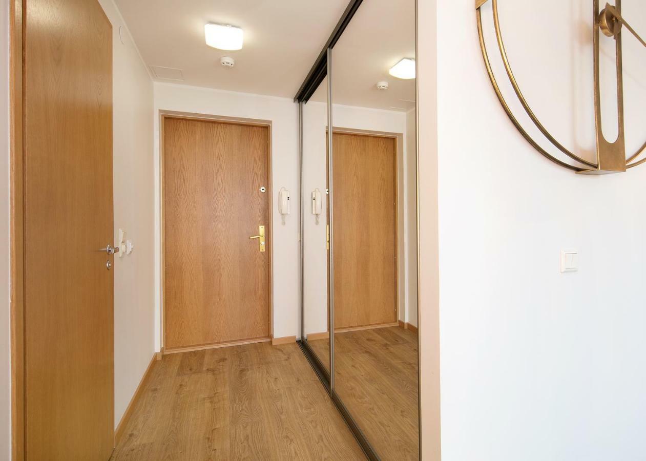 Foorum City Centre Apartment Tallinn Exteriör bild