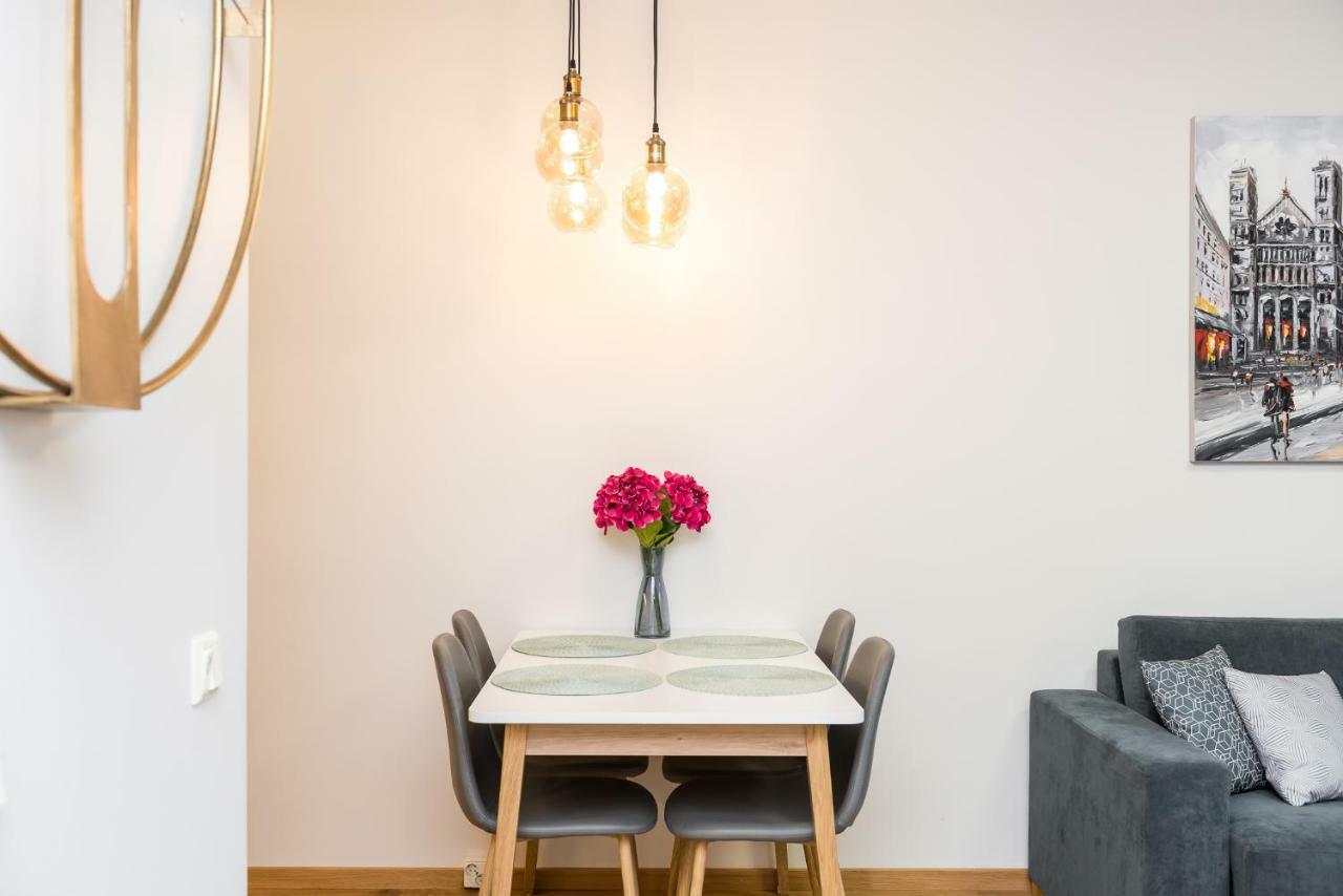 Foorum City Centre Apartment Tallinn Exteriör bild